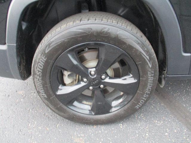 used 2019 Jeep Cherokee car, priced at $17,583