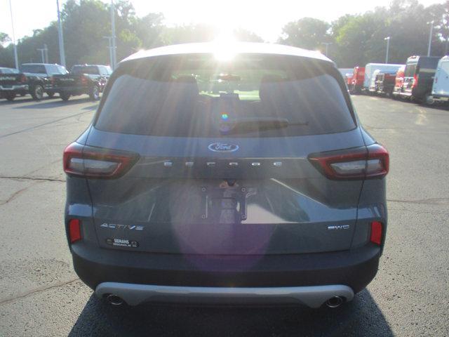 new 2025 Ford Escape car, priced at $32,995