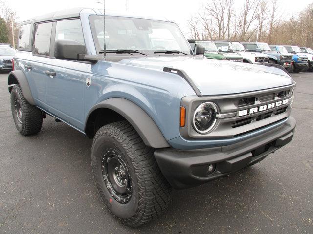 new 2024 Ford Bronco car, priced at $53,555