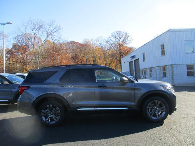 new 2025 Ford Explorer car, priced at $48,305