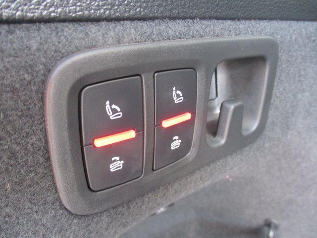 used 2021 Audi Q7 car, priced at $30,500