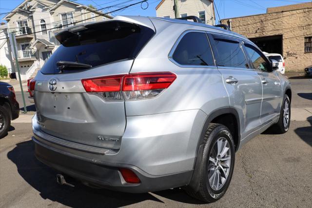 used 2017 Toyota Highlander car, priced at $17,495