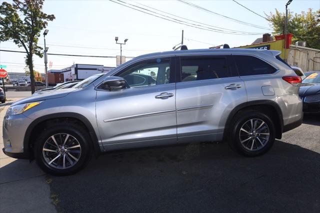 used 2017 Toyota Highlander car, priced at $17,495