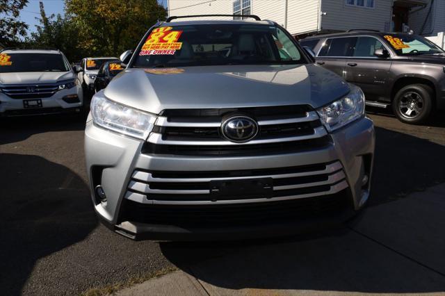 used 2017 Toyota Highlander car, priced at $17,495