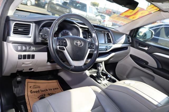 used 2017 Toyota Highlander car, priced at $17,495