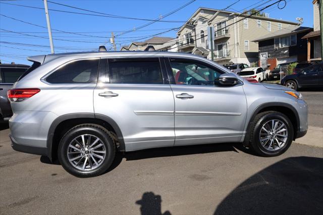 used 2017 Toyota Highlander car, priced at $17,495