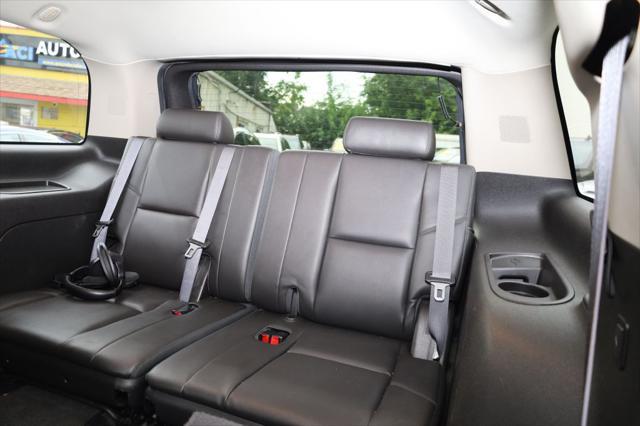 used 2013 GMC Yukon car, priced at $15,875