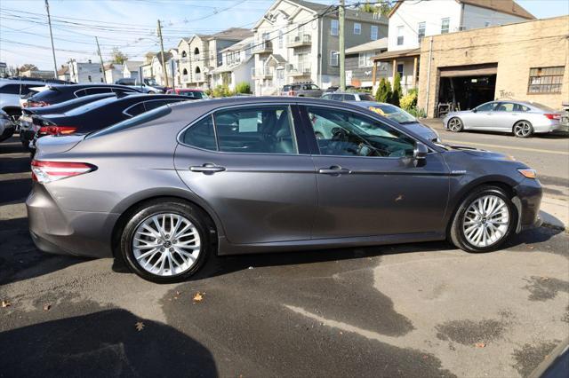 used 2018 Toyota Camry Hybrid car, priced at $17,995