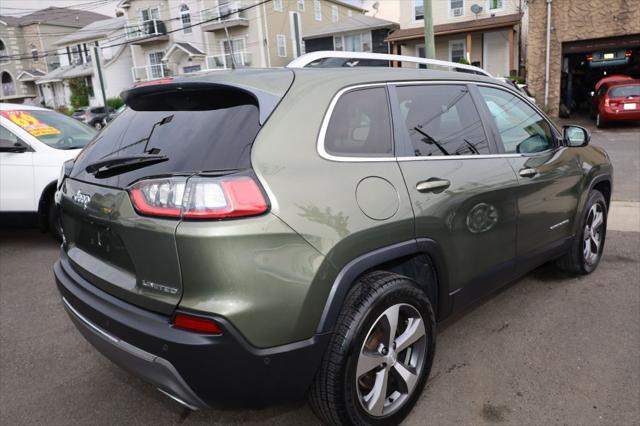 used 2021 Jeep Cherokee car, priced at $17,495