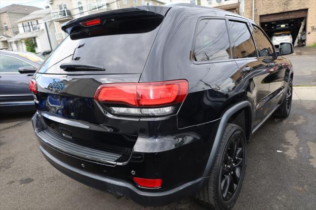 used 2018 Jeep Grand Cherokee car, priced at $14,785