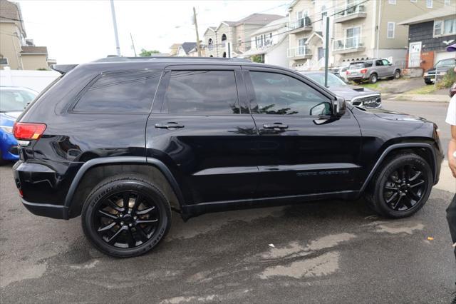 used 2018 Jeep Grand Cherokee car, priced at $14,785