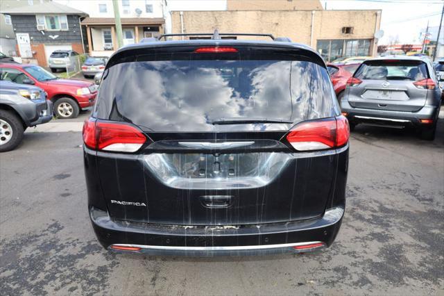 used 2017 Chrysler Pacifica car, priced at $13,995