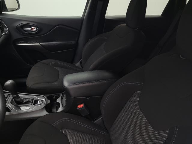 used 2019 Jeep Cherokee car, priced at $21,395