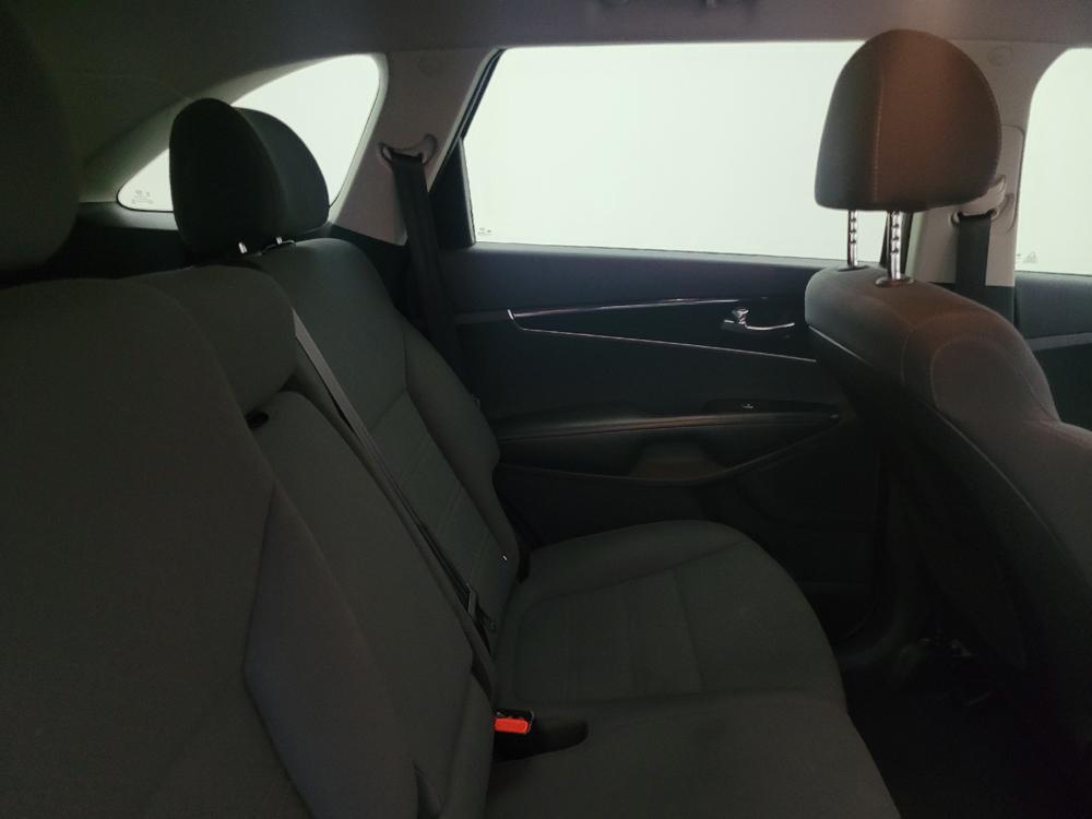 used 2019 Kia Sorento car, priced at $16,495