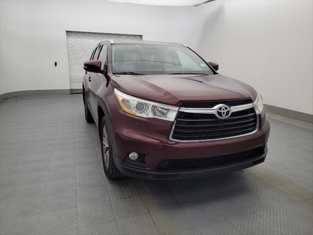 used 2014 Toyota Highlander car, priced at $21,295