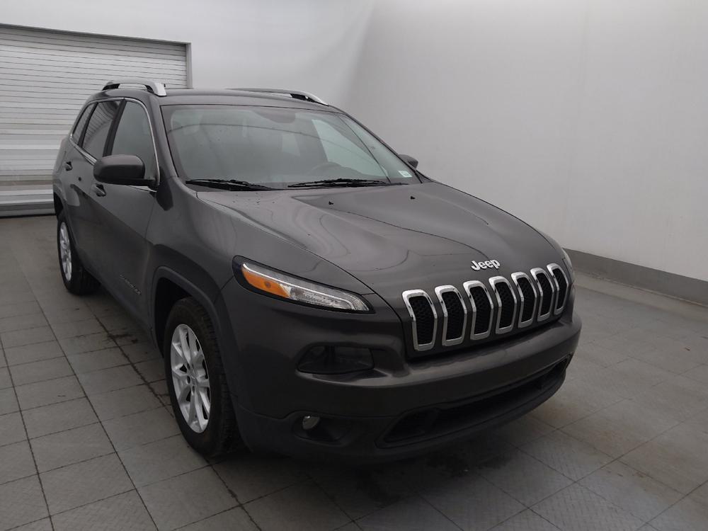 used 2017 Jeep Cherokee car, priced at $13,495