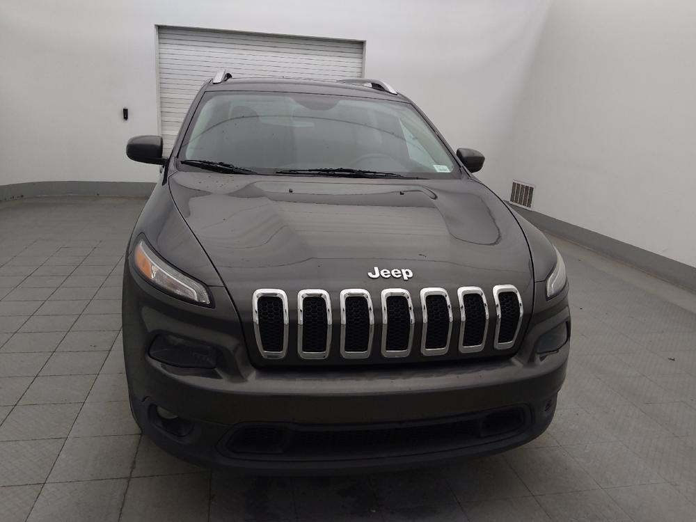 used 2017 Jeep Cherokee car, priced at $13,495