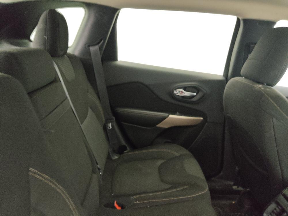 used 2017 Jeep Cherokee car, priced at $13,495