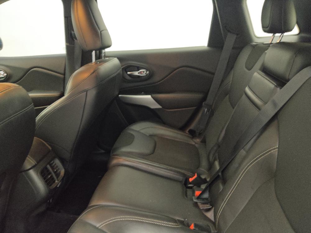 used 2018 Jeep Cherokee car, priced at $17,495