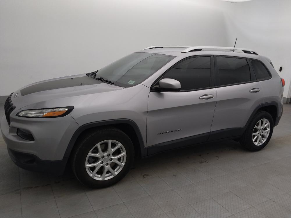 used 2018 Jeep Cherokee car, priced at $17,495