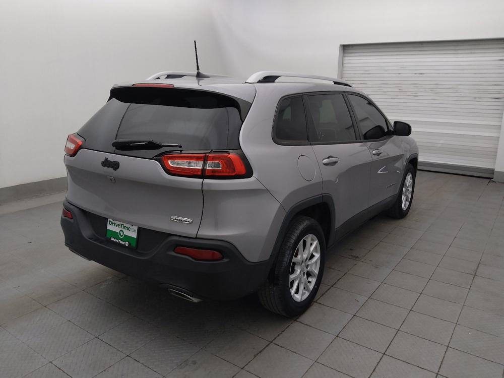 used 2018 Jeep Cherokee car, priced at $17,495