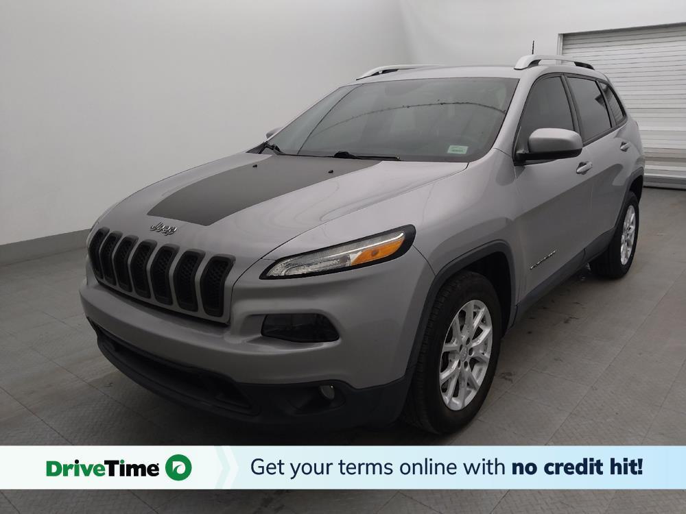 used 2018 Jeep Cherokee car, priced at $17,495