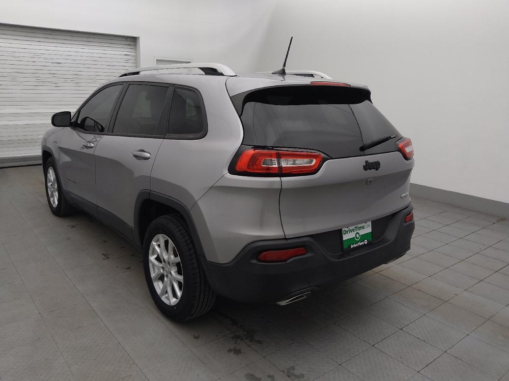 used 2018 Jeep Cherokee car, priced at $17,495