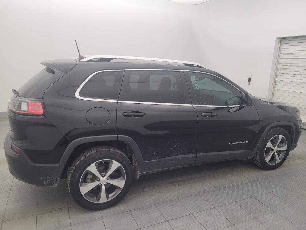 used 2019 Jeep Cherokee car, priced at $16,795