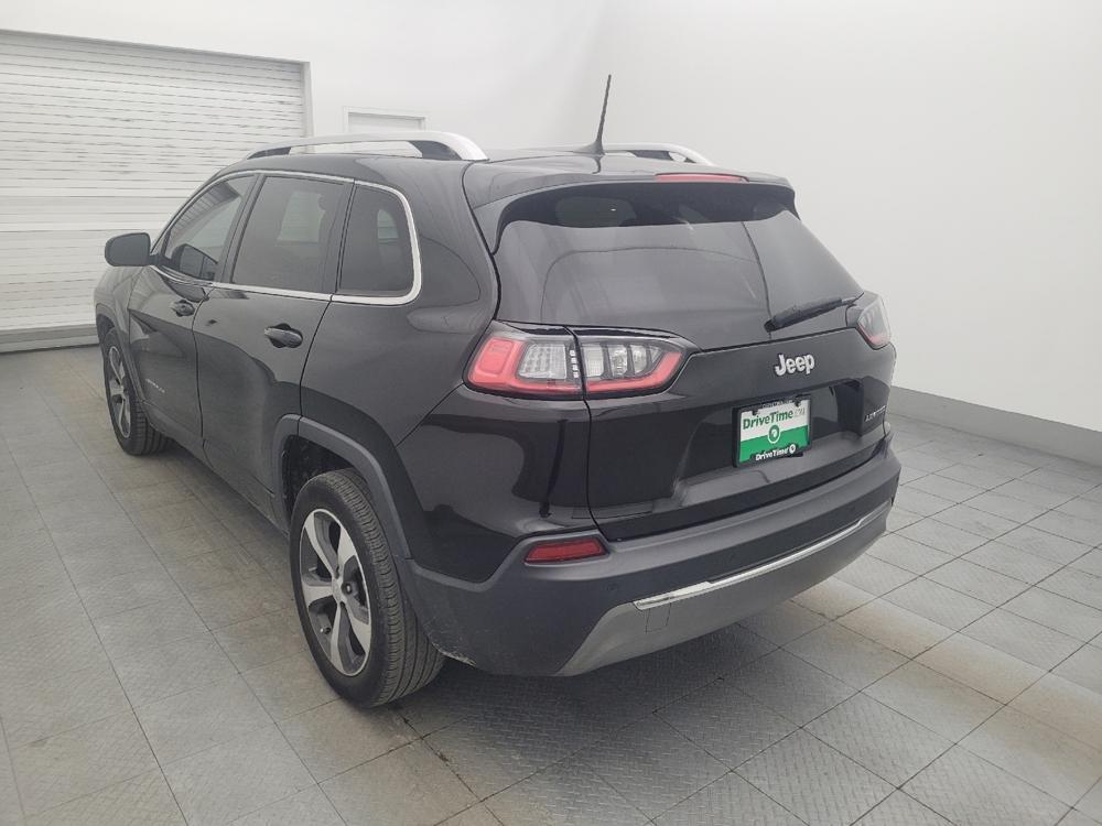 used 2019 Jeep Cherokee car, priced at $16,795