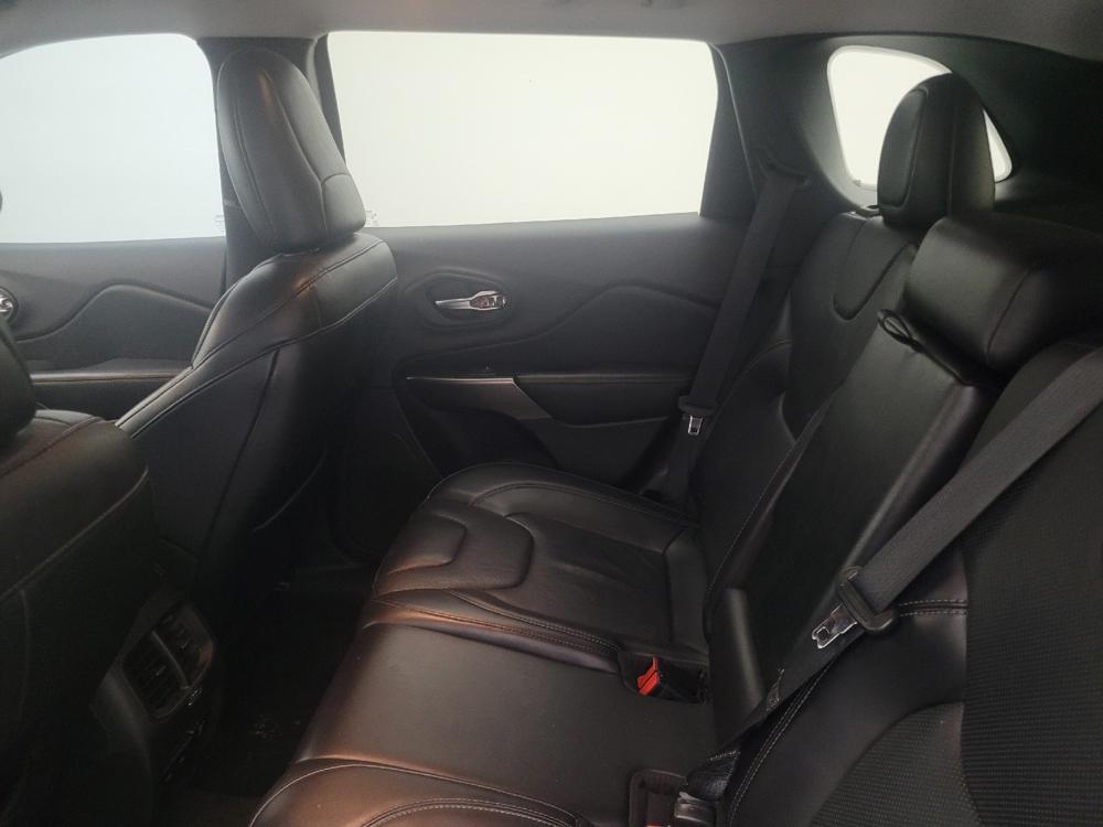 used 2019 Jeep Cherokee car, priced at $16,795