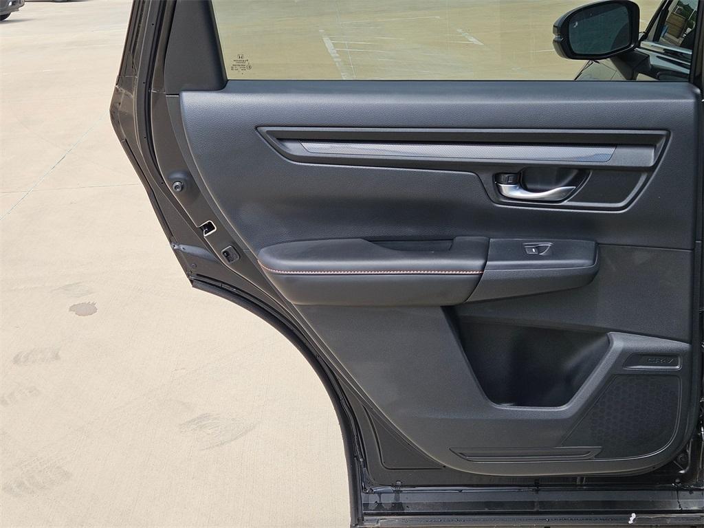 new 2025 Honda CR-V Hybrid car, priced at $35,517