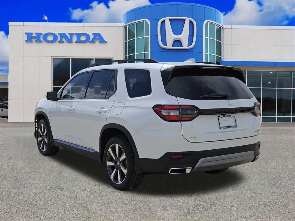 new 2025 Honda Pilot car, priced at $51,505