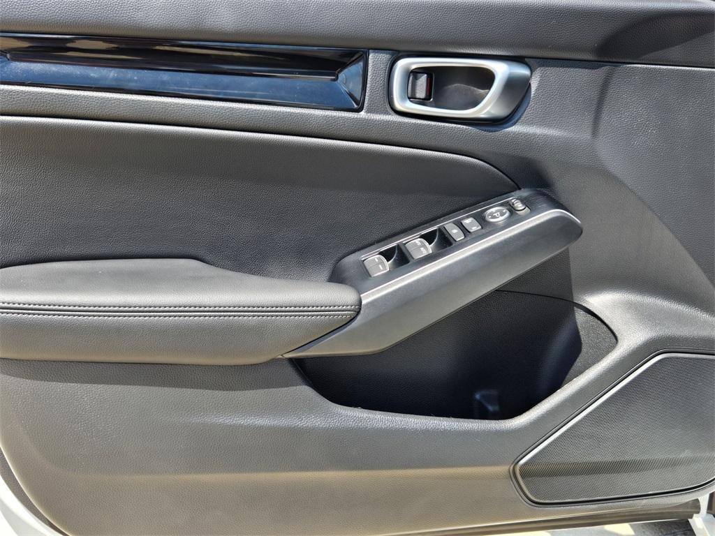 new 2025 Honda Civic Hybrid car, priced at $32,779