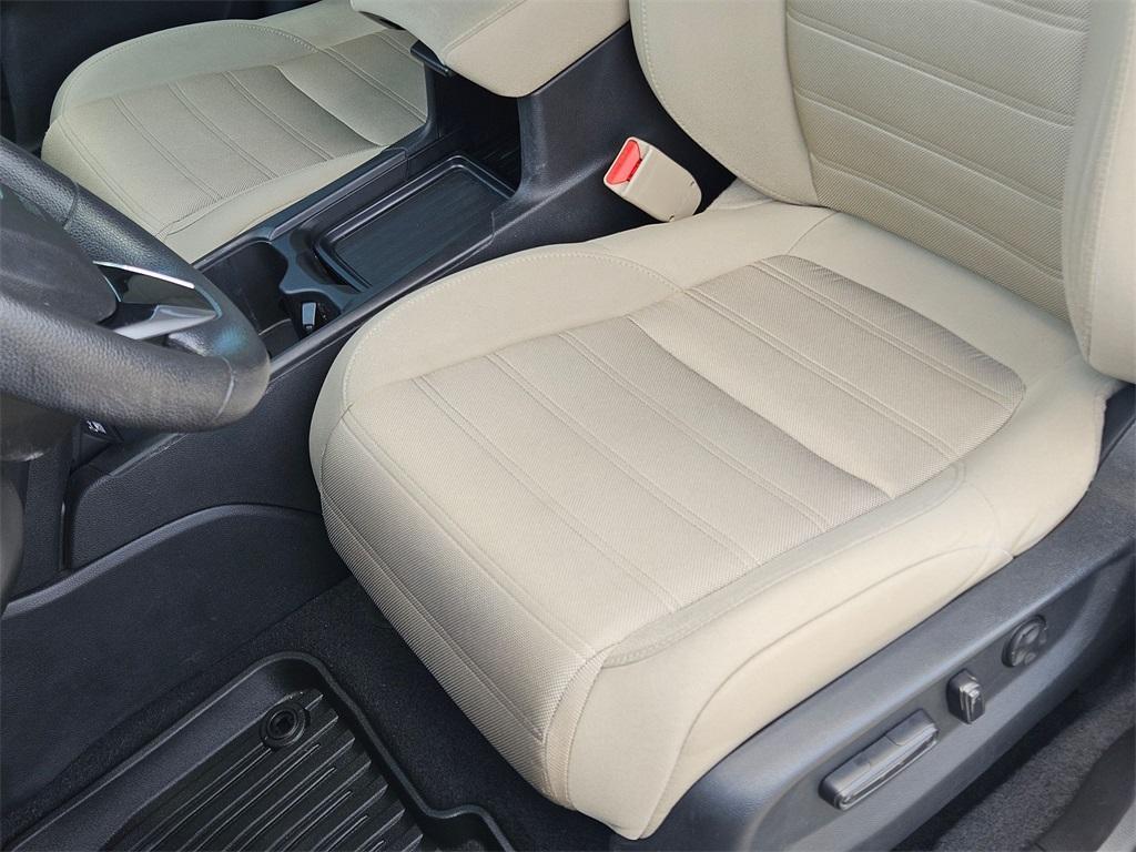 used 2022 Honda CR-V car, priced at $24,000