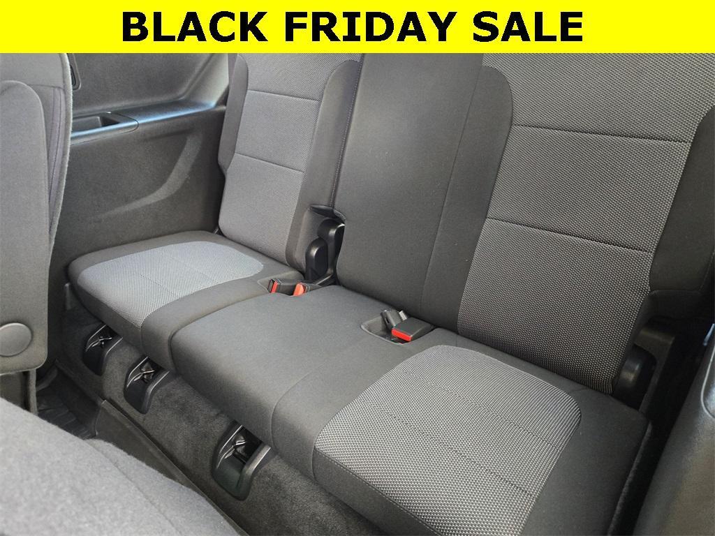 used 2023 Chevrolet Traverse car, priced at $30,000