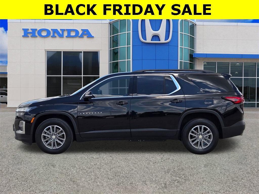 used 2023 Chevrolet Traverse car, priced at $30,000