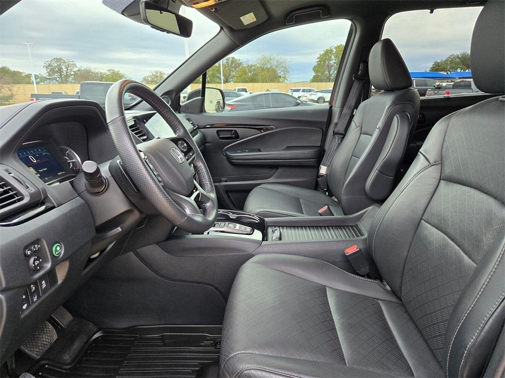 used 2023 Honda Passport car, priced at $33,770