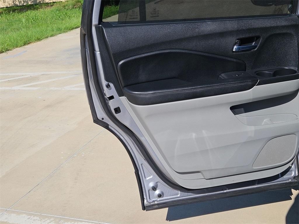 used 2021 Honda Pilot car, priced at $26,498