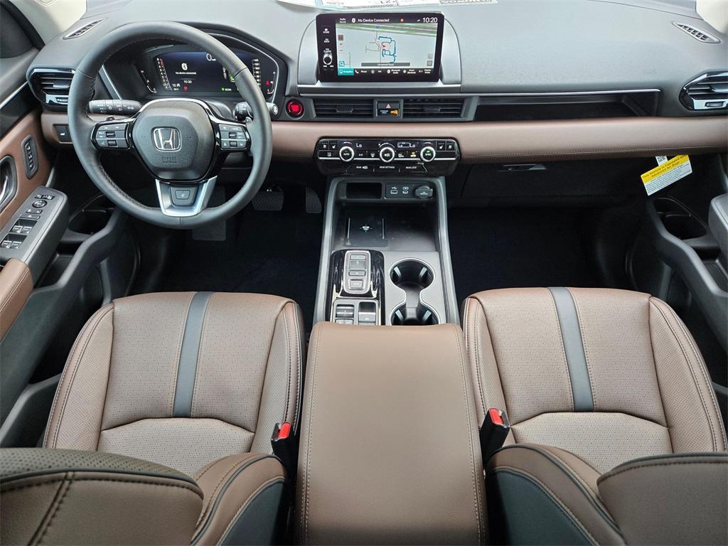 new 2025 Honda Pilot car, priced at $50,323