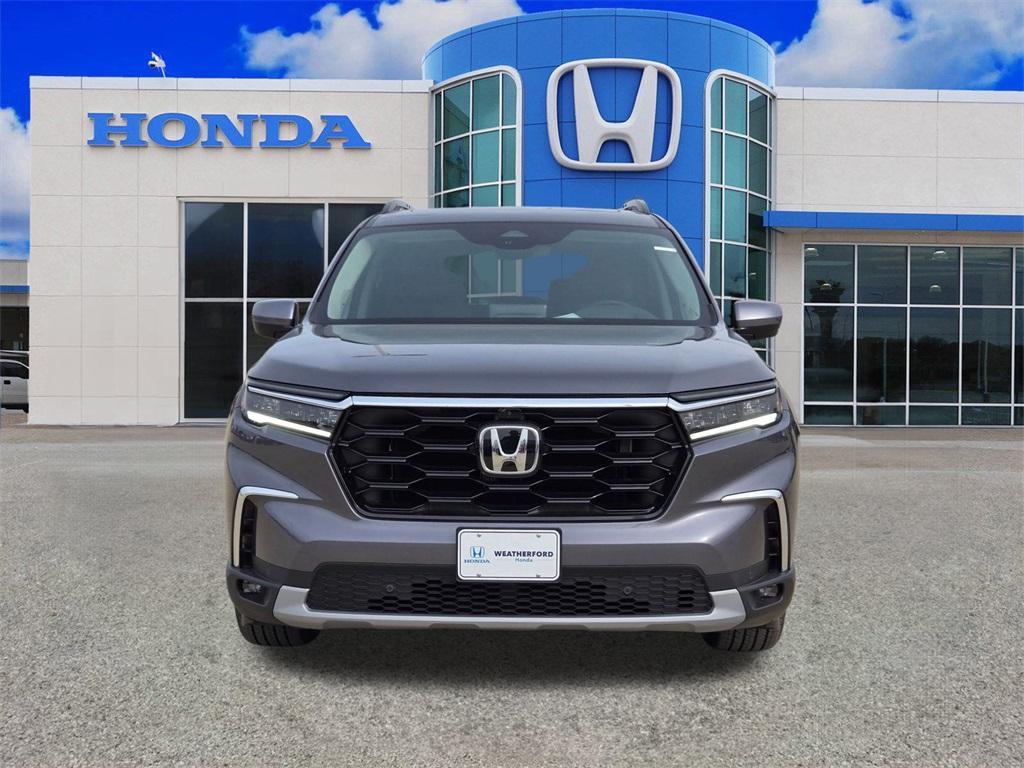 new 2025 Honda Pilot car, priced at $50,323