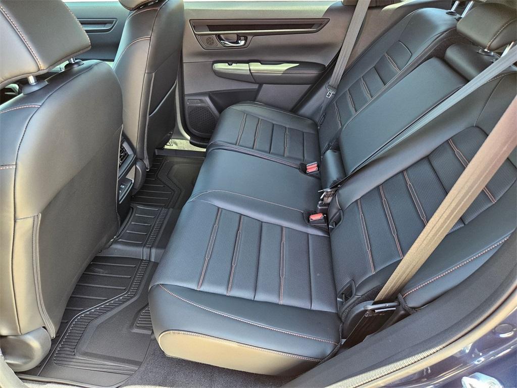 new 2025 Honda CR-V Hybrid car