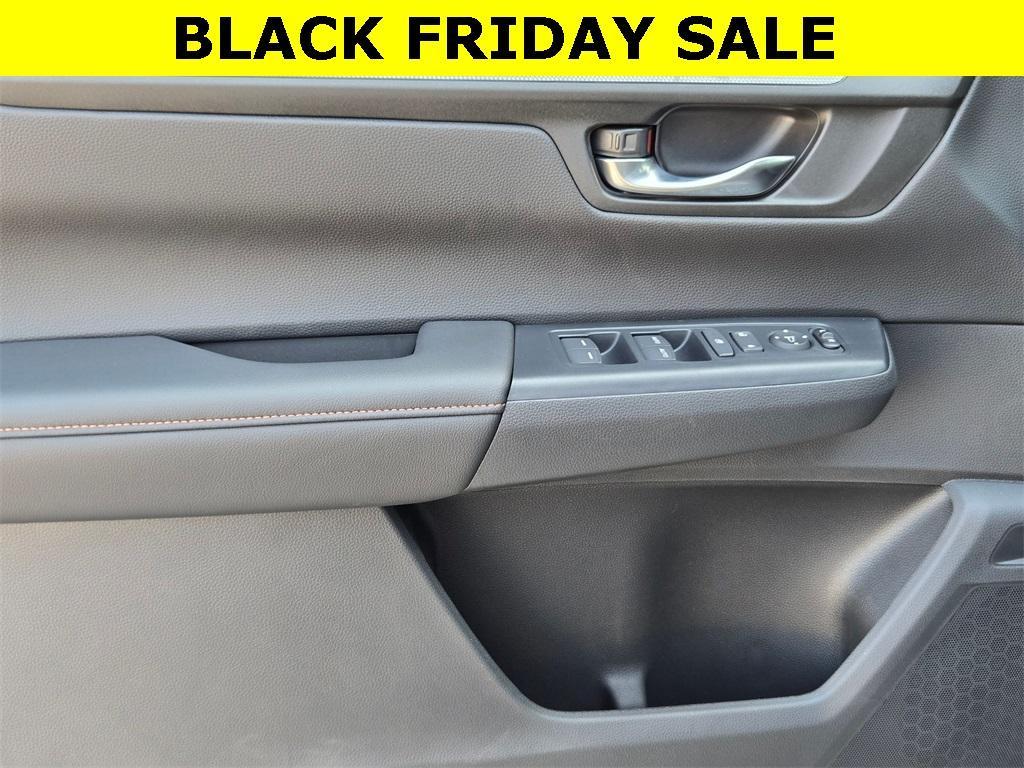 new 2026 Honda CR-V Hybrid car, priced at $35,938