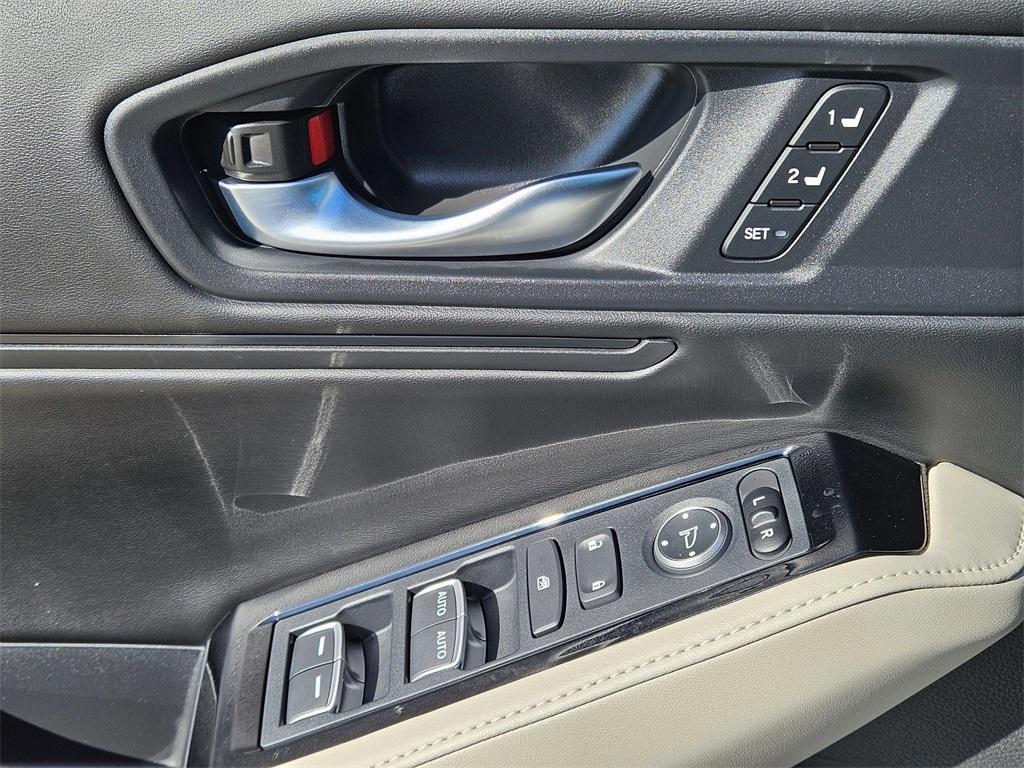 new 2025 Honda Accord Hybrid car, priced at $38,198