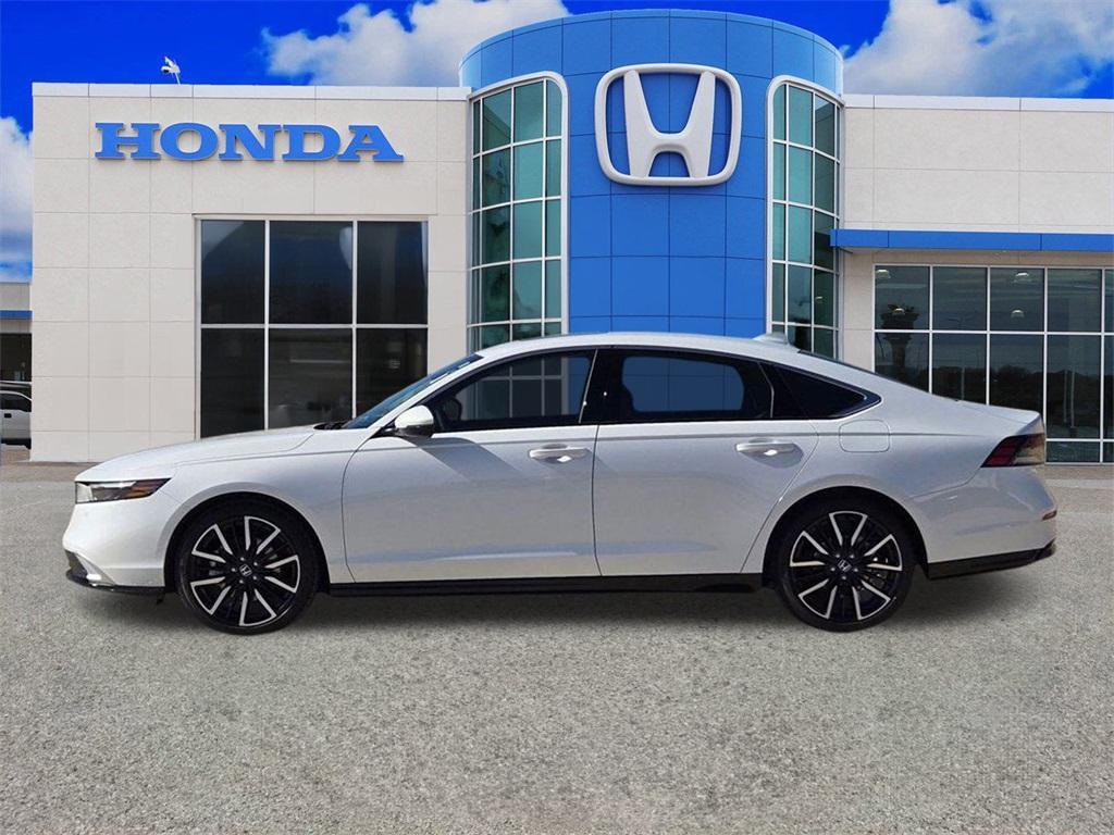 new 2025 Honda Accord Hybrid car, priced at $38,198