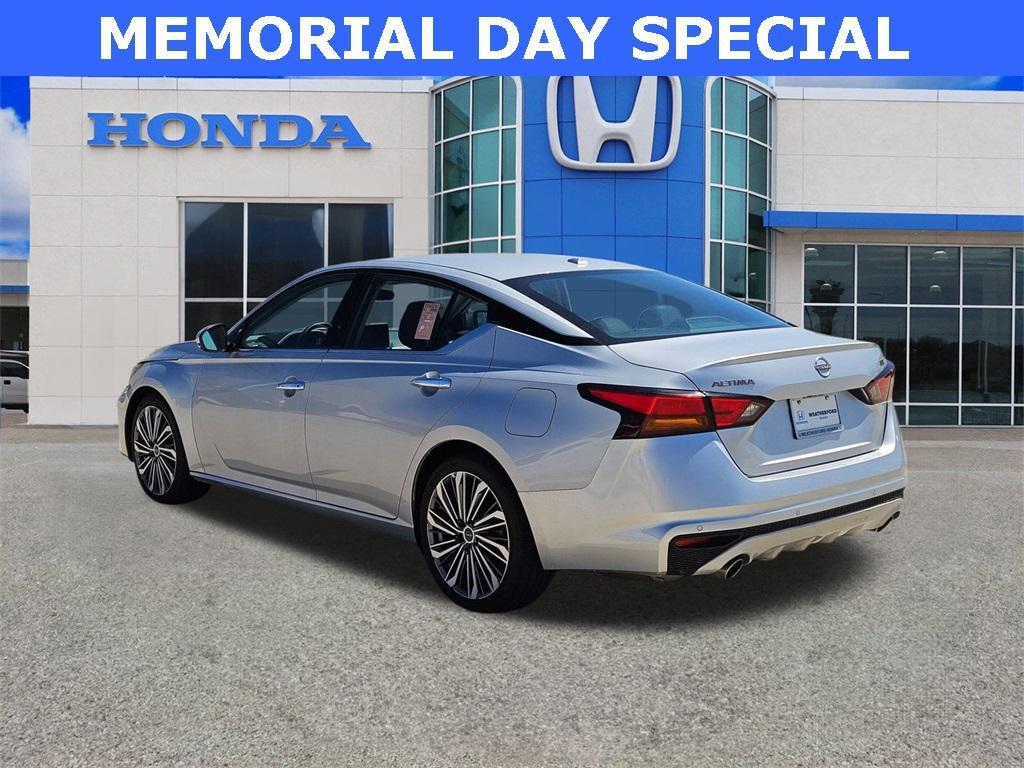 used 2023 Nissan Altima car, priced at $23,250