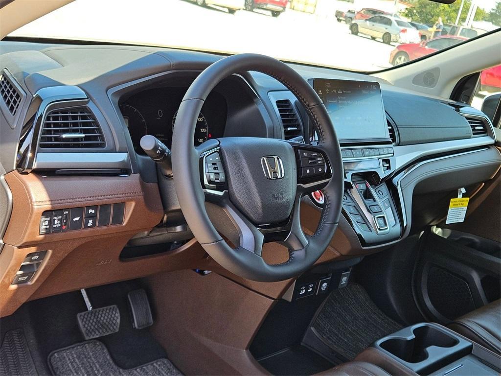 new 2025 Honda Odyssey car, priced at $48,815