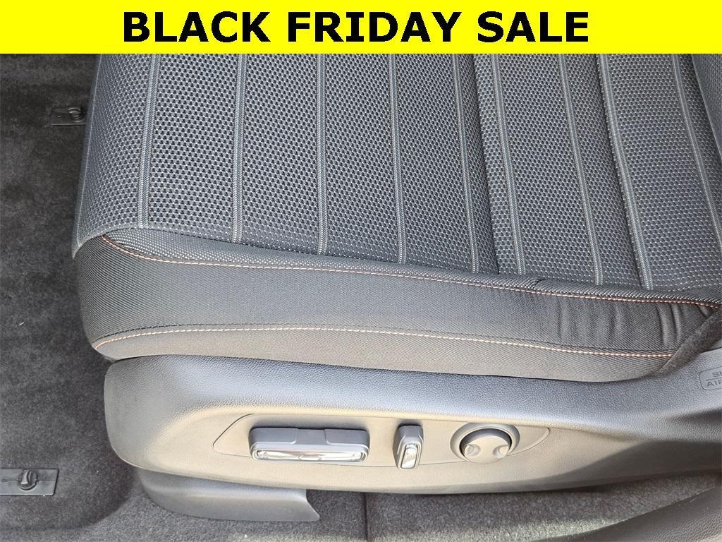 new 2026 Honda CR-V Hybrid car, priced at $35,883