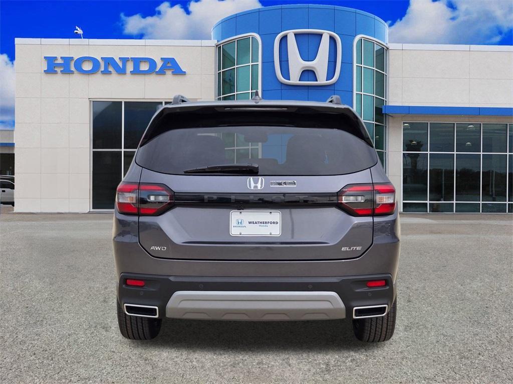 new 2025 Honda Pilot car, priced at $50,278