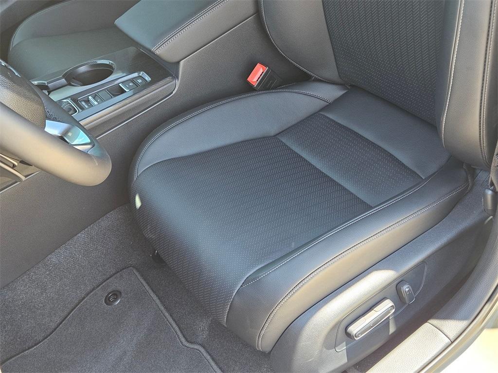new 2025 Honda Civic Hybrid car, priced at $32,779