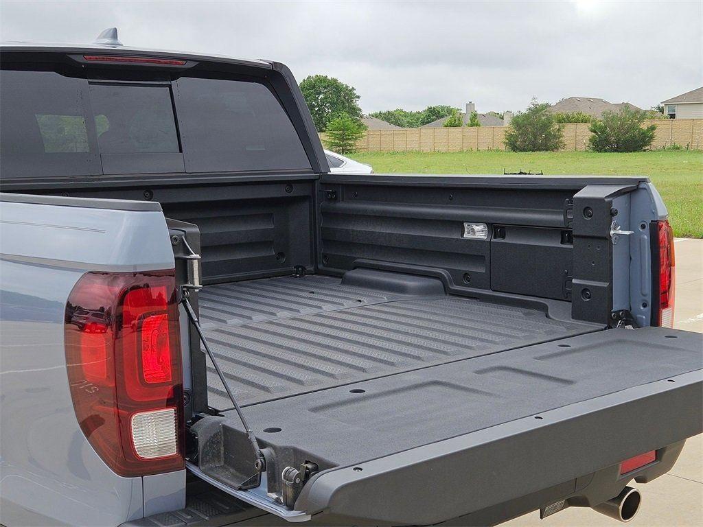 new 2025 Honda Ridgeline car, priced at $43,120